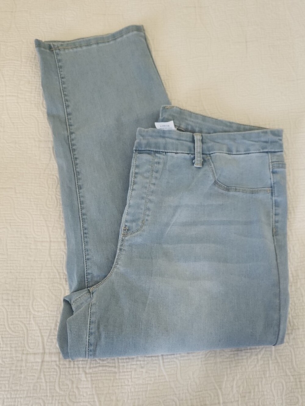 Time and Tru Light Blue Straight Leg Jeans - Picture 3 of 4